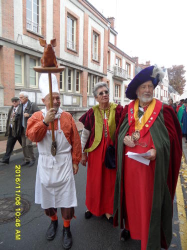 Chapitre de la Confrérie de la Faisanderie à Sully-sur-Loire.