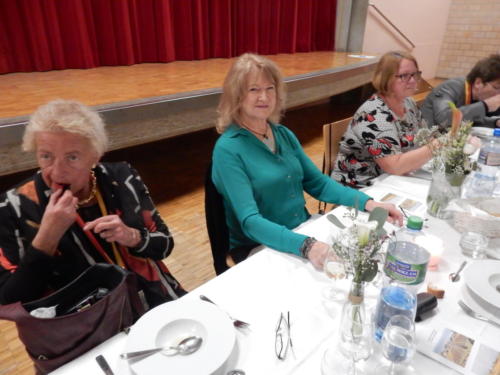 Frairie d'automne à St-Aubin: Elisabeth Weise, Christine Principi et Francine Pellaton.