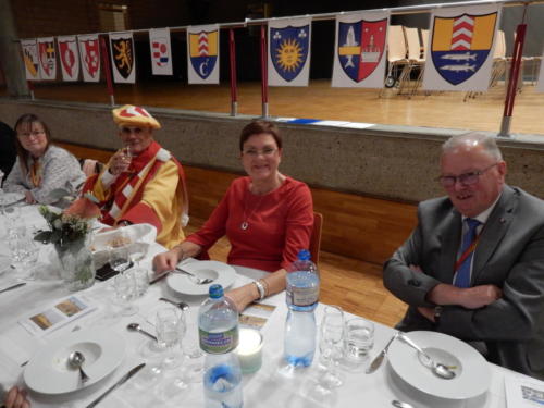 Frairie d'automne à St-Aubin: Christiane Chevalley, Michel Tardin, Thérèse Peluso et Jean Wenger. 