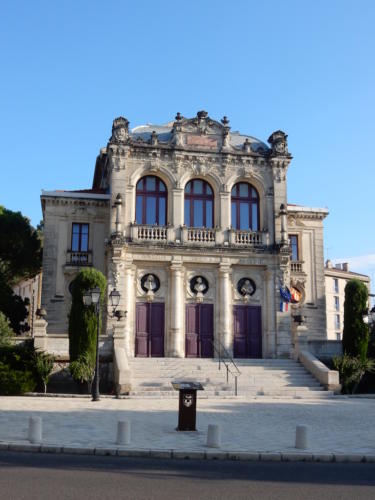 Sortie dans les Côtes-du-Rhône: Orange.