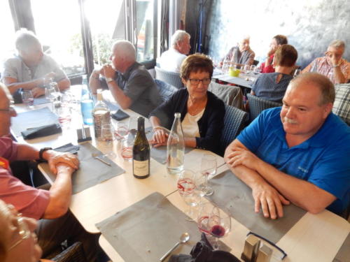 Sortie dans les Côtes-du-Rhône: Elisabeth Erard et Vincent L'Eplattenier. 