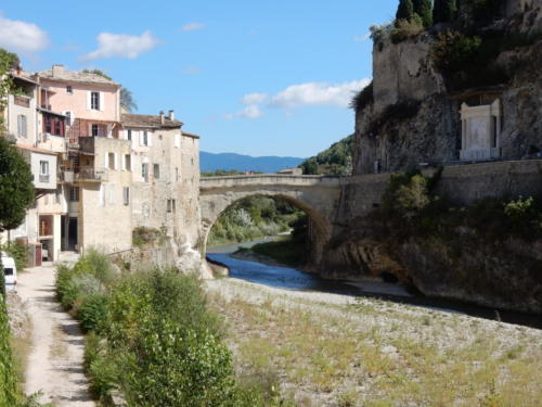 Sortie dans les Côtes-du-Rhône: Vaison-la-Romaine.