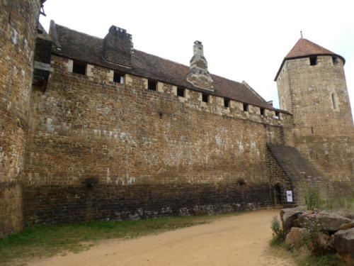 Sortie dans l'Auxerrois: Visite du chantier médiéval de Guédelon. Le château fort.