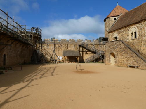 Sortie dans l'Auxerrois: Visite du chantier médiéval de Guédelon.