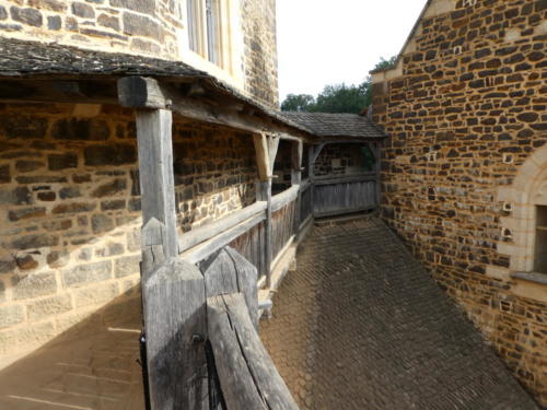 Sortie dans l'Auxerrois: Visite du chantier médiéval de Guédelon.