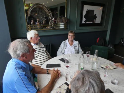 Sortie dans l'Auxerrois. Claude Duvosin, Robert Goffinet et Danielle Zehr. 