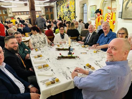 Frairie de printemps au Château de Boudry : Jean-Paul Vuitel, Ludovic Dubois, Patrick et Sandra Berger, Tammy et Yannick Butin, Heinz et Carmela Hoffmann, Alexandre Béguin. 