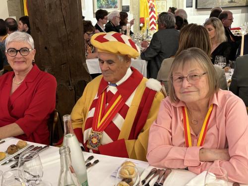 Frairie de printemps au Château de Boudry : Thérèse Peluso, Michel Tardin et Christiane Chevalley.