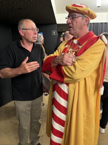 Remise des Prix de la Sélection des Vins de Neuchâtel au Temple du Bas: Christian Fellmann et Thierry Lardon. 