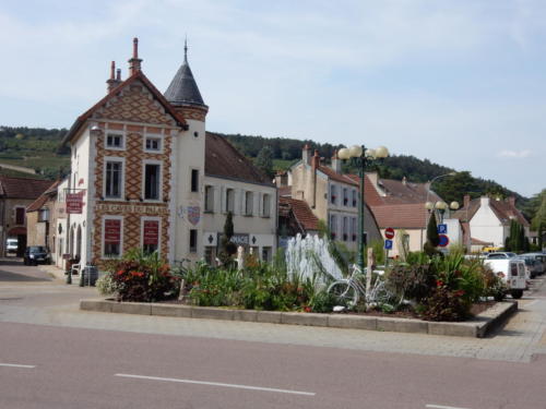 Sortie en Franche-Comté et en Bourgogne: sur la route entre Beaune et Clos-Vougeot.